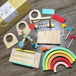 Wonder & Wise by Asweets Good Wood Kids Mini Golf Set without golf clubs